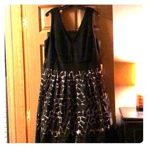 SUPER CUTE HOLIDAY DRESS!